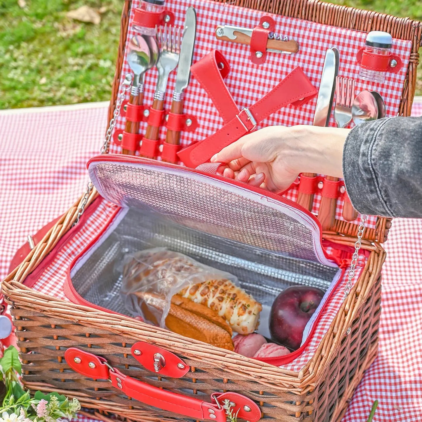 Panier Pique-Nique pour 4 Personnes avec Compartiment isotherme et Vaisselle Comprise Les paniers et Cabas de Sophie