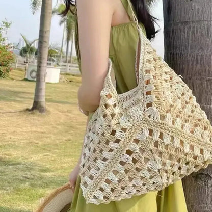 Sac Cabas à bandoulière tissé en Paille de couleur contrastée fait main - Vacances - Capacité élevée Les paniers et Cabas de Sophie