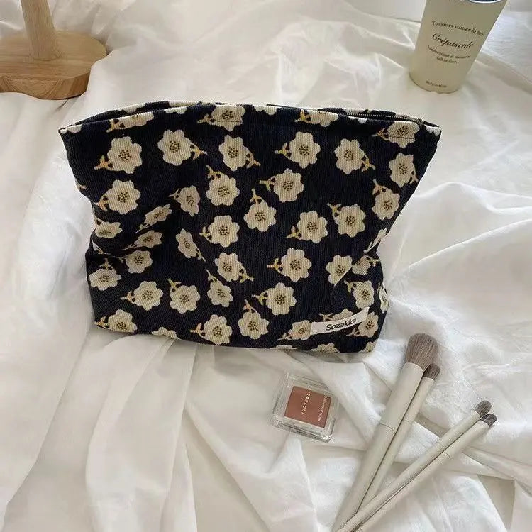 Trousse à Cosmétique en Velours Côtelé avec 5 Options de Couleurs Les paniers et Cabas de Sophie